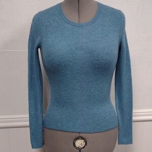Ellen Tracy 100%Cashmere Women's Teal Blue Crewneck Sweater.